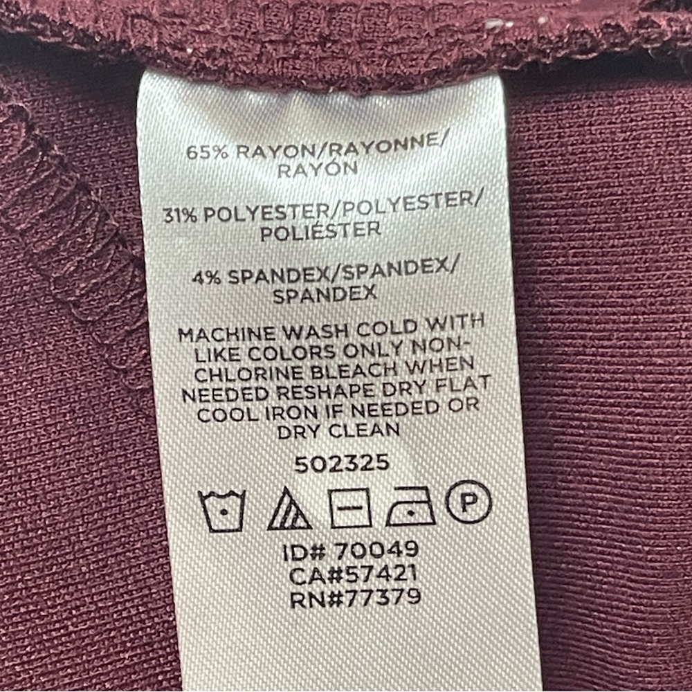 Ann Taylor Factory Maroon Elastic Waist Pencil Skirt - Size XS Petite - Picture 7 of 7